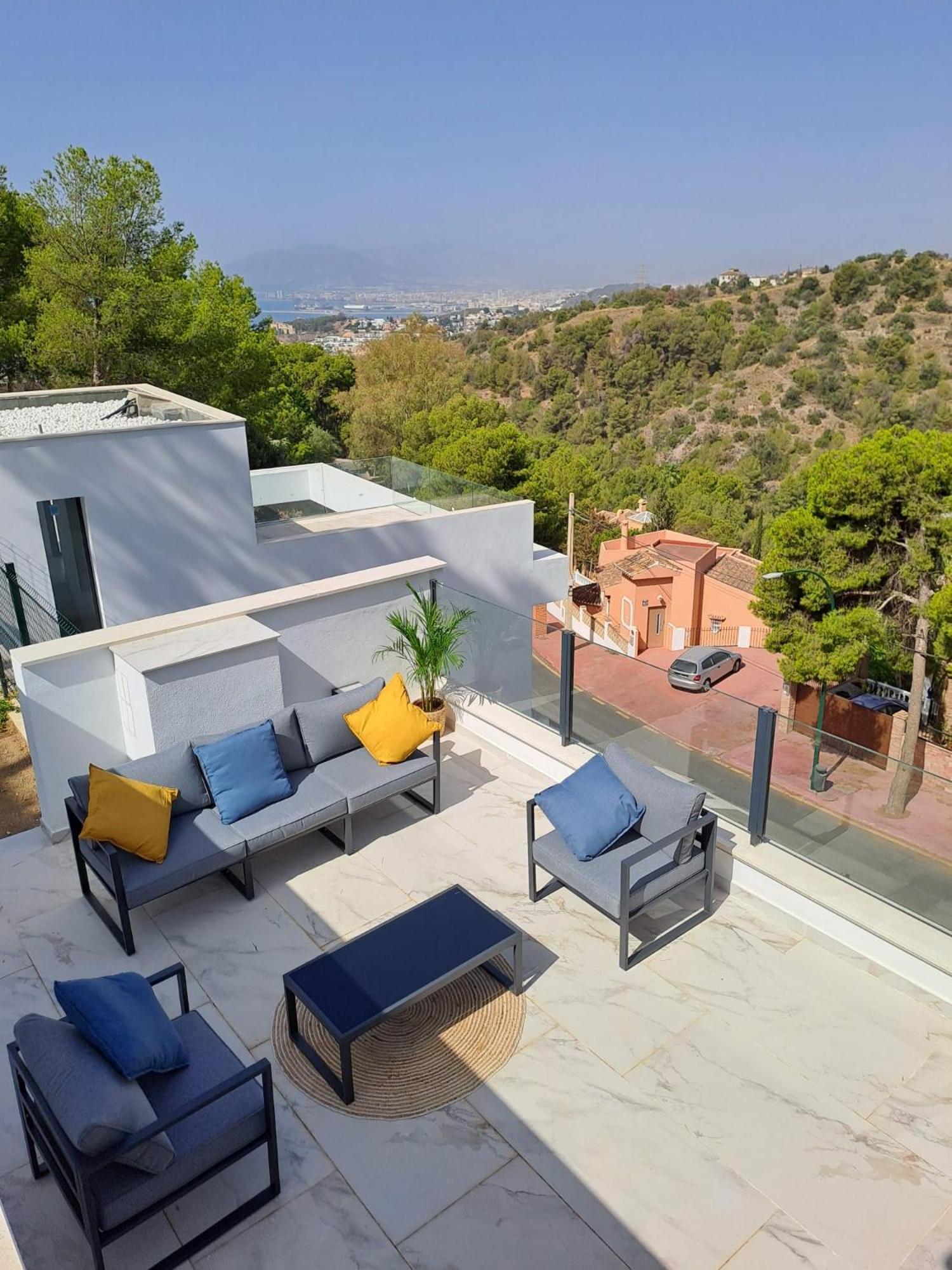 Villas Pinares De San Anton - Sea, City, Mountain, Views Малага Экстерьер фото